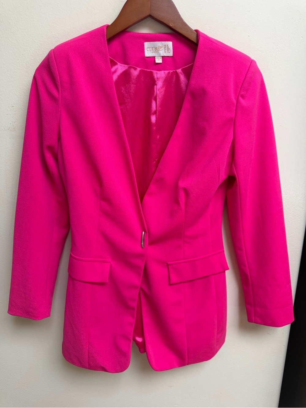 Club London  Vibrant Fuchsia Tailored Blazer
